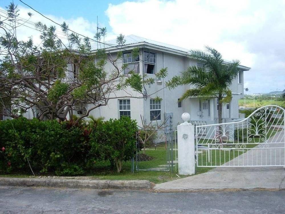 Malfranza Apartments Bridgetown Extérieur photo